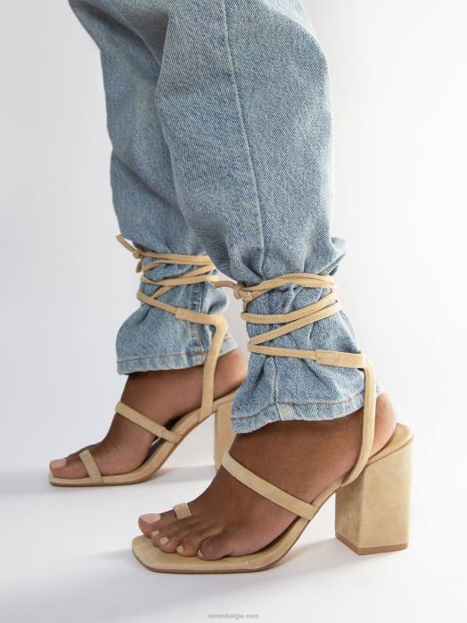 4P28315 Senso bruids orelie zand