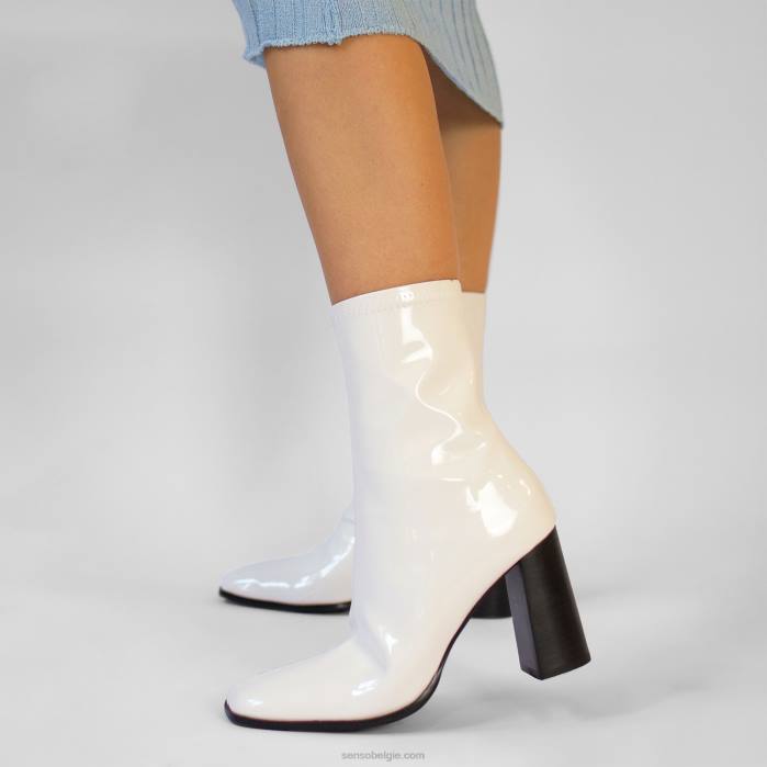 4P28122 Senso laarzen zelda ijs