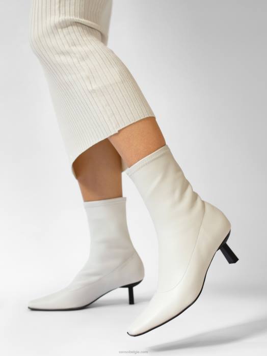 4P2855 Senso laarzen orianna krijt