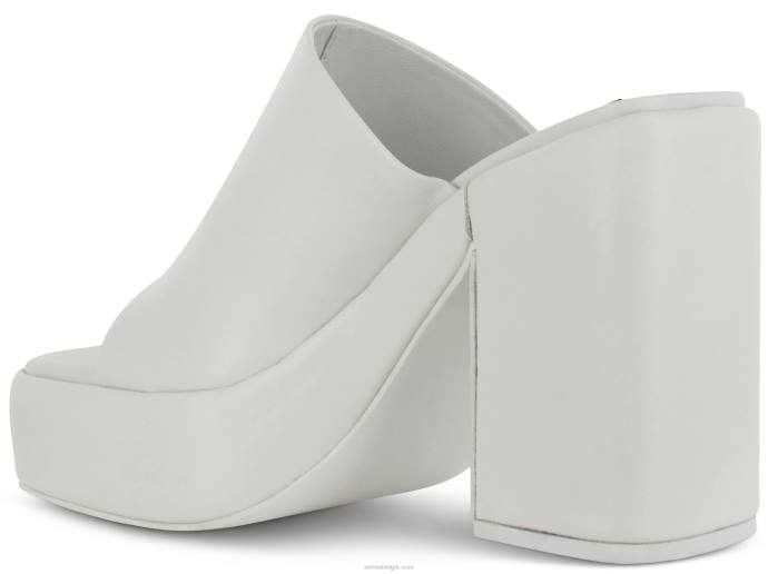 4P28332 Senso hakken yael marsepein