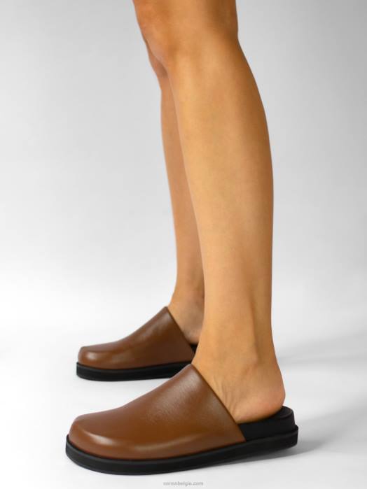 4P28369 Senso muilezels zen kastanje