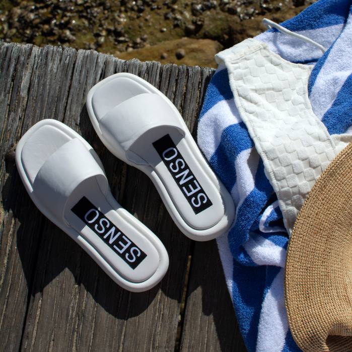 4P28481 Senso sandalen bentley i krijt