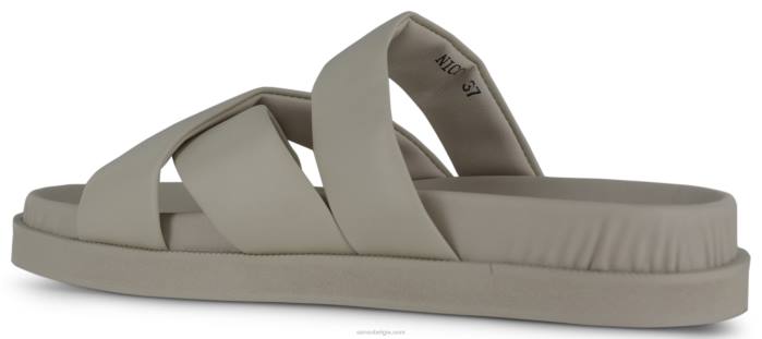 4P28486 Senso sandalen nico milk