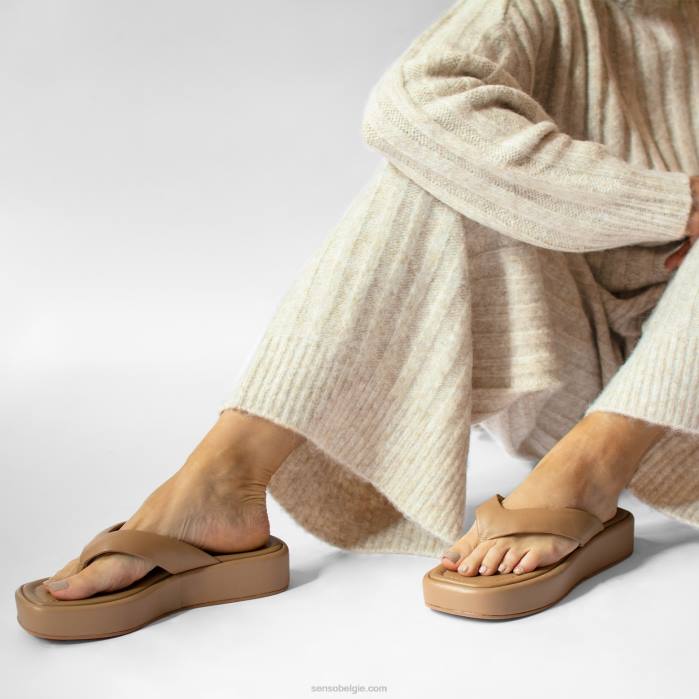 4P28508 Senso sandalen xolani butterscotch