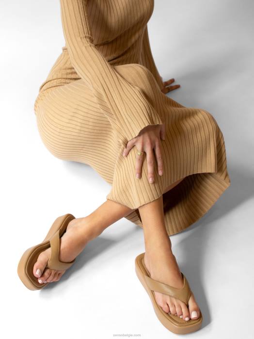 4P28508 Senso sandalen xolani butterscotch